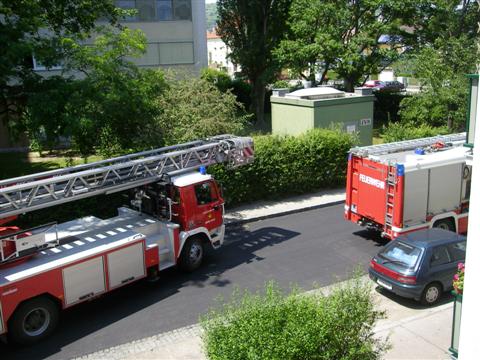 Freiwillige Feuerwehr Krems/Donau - Tätigkeitsbericht 06/2007 - Übung und  Einsatz