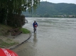 Das Hochwasser kann die Touristen nicht abschrecken...