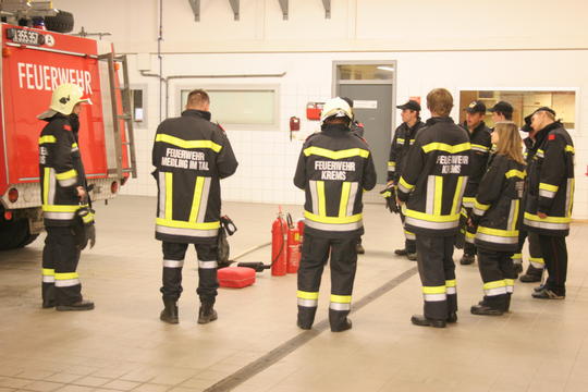 Freiwillige Feuerwehr Krems/Donau - Grundausbildung 2000 ...